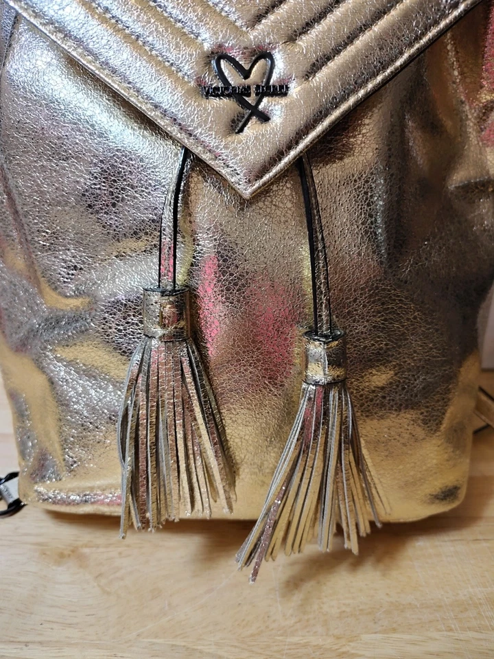 Victoria’s Secret Angel V-quilt Backpack Crackle Gold Metallic Chain Tassels - Image 3 of 4