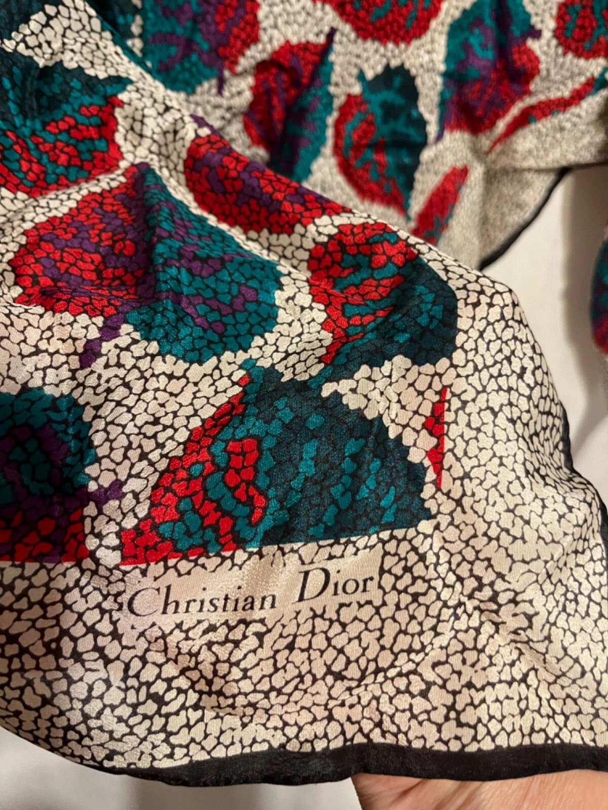 Foulard femme soie Christian Dior vintage feuilles multicolores 35x35