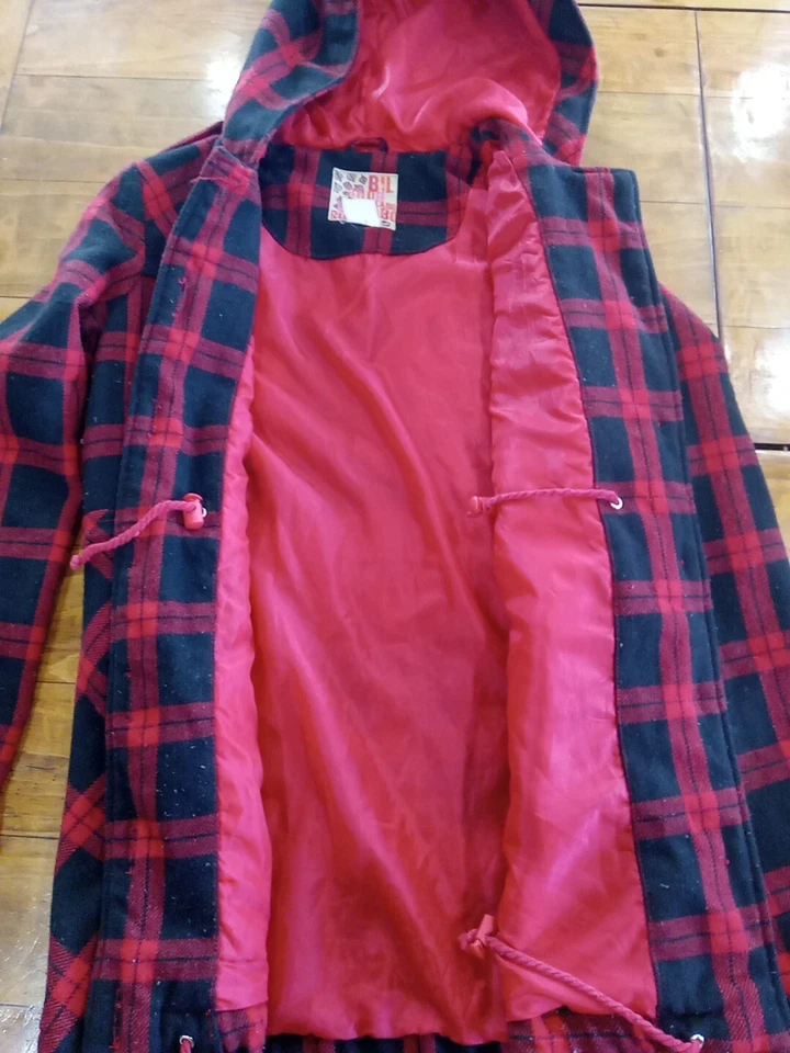 Billabong 女式中号红色黑色格子羊毛混纺连帽夹克雪地滑雪 — 第 4/4 张图片