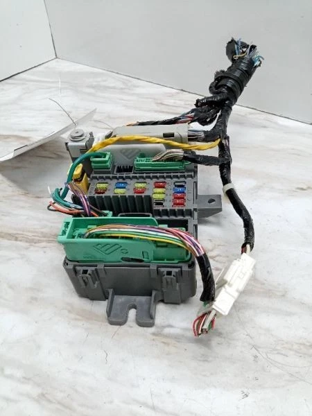 ACURA TL Front Passenger Fuse Power Distribution Box Junction  2009 - 2014 - Image 2 of 4