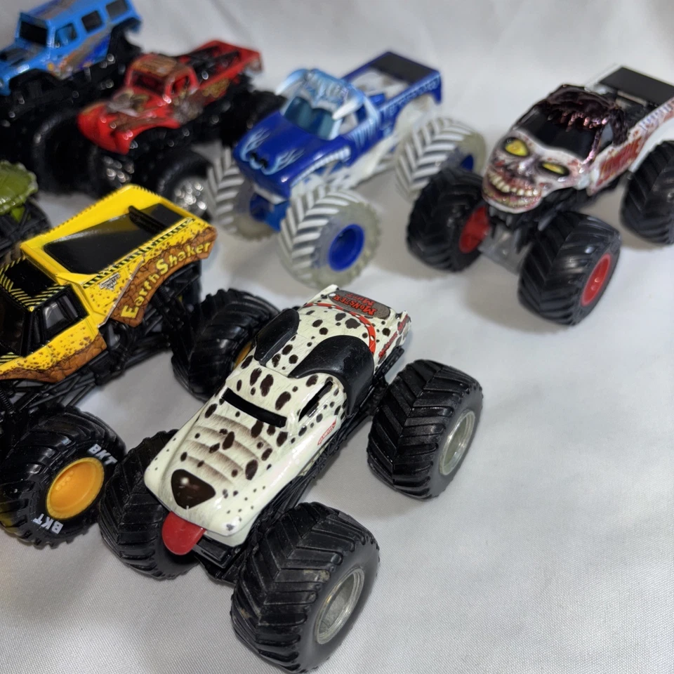 Lote de 8 + 1 Monster Trucks fundidos a presión Hot Wheels y Monster Jam Foto 4 de 4