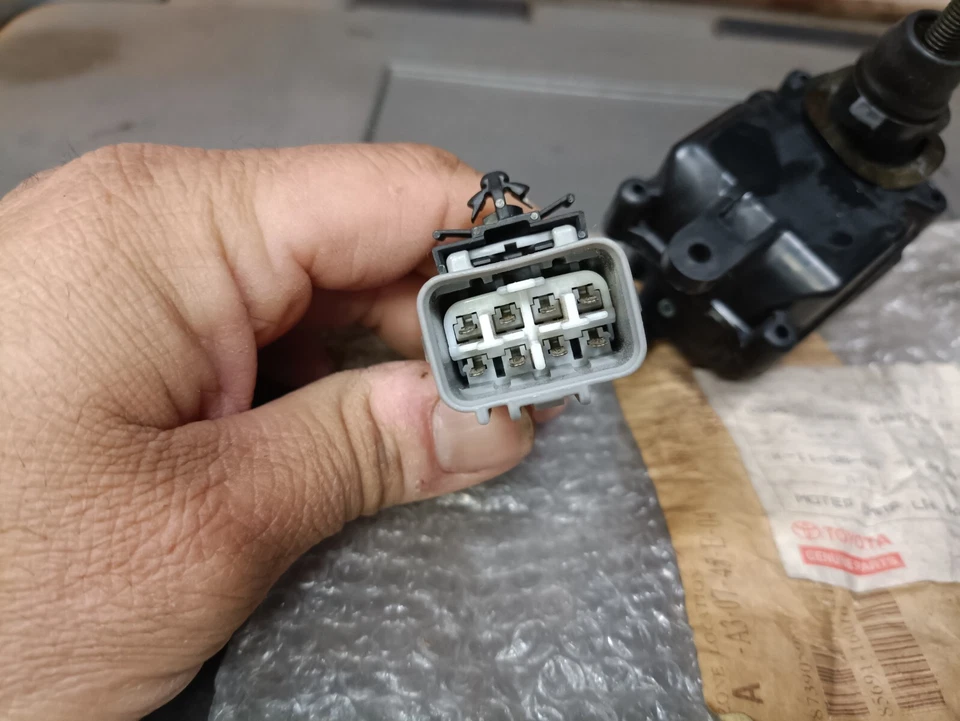 TOYOTA PASEO EL54 96-99 MOTOR HEADLAMP LEVELING NEE GENUINE 85691-16010 - image 3 of 3