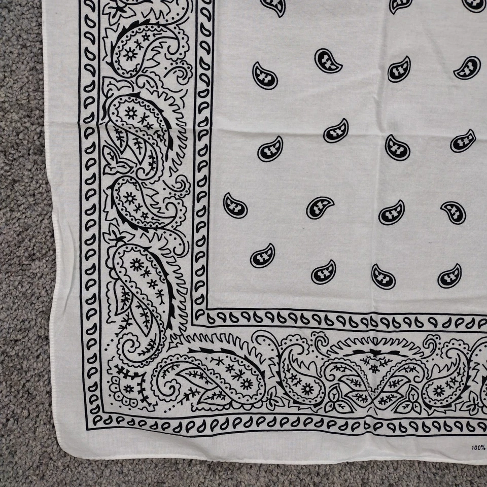 VTG White Paisley RN #13960 Colorfast Cotton Western Biker Bandana Handkerchief - Image 2 of 4