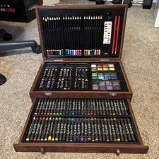 Art 101 156-Piece Artist’s Suite Painting &Drawing Set Barely Used