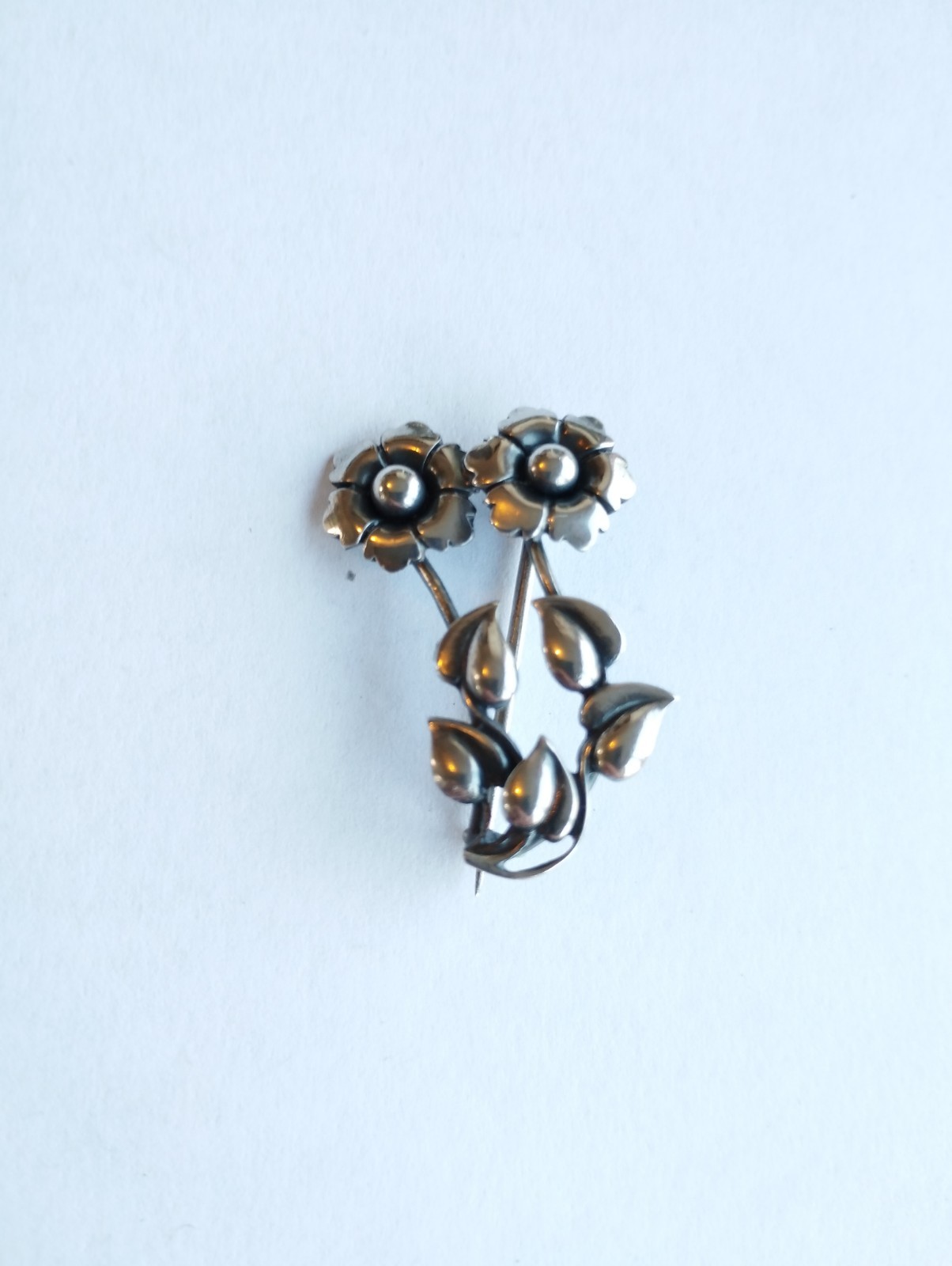 ANTIQUE FOREIGN SOLID SILVER BROOCH FLOWERS 20TH … - image 1