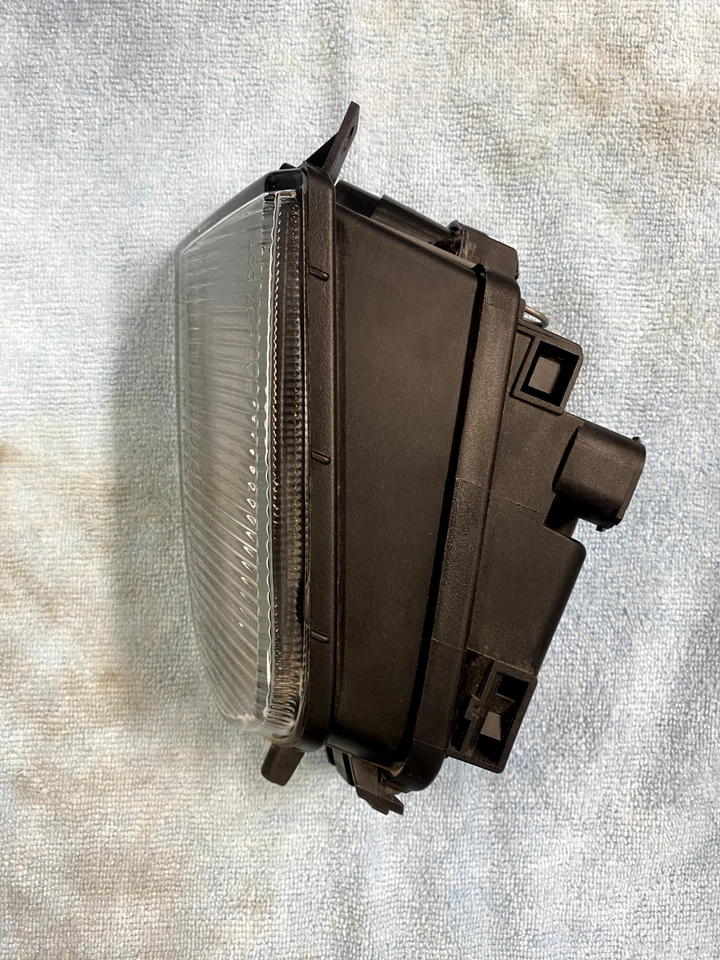 Faro antiniebla lateral derecho BMW Z3 528i 540i 1996-2002 Asy OEM nuevo stock antiguo 63178381978 Foto 3 de 4