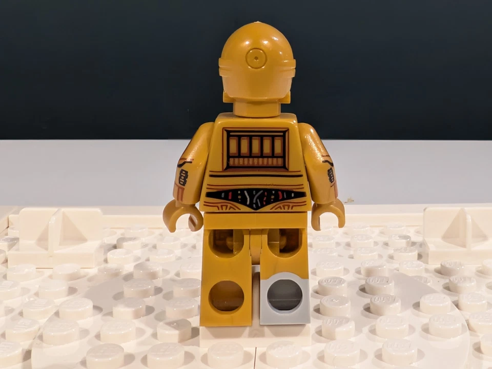 LEGO Star Wars UCS C-3PO Minifigure with Printed Arms SW1209 75341 75398 - Image 2 of 4