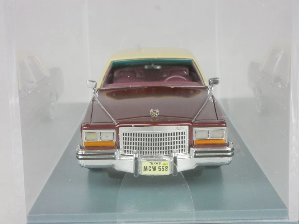 NEO American Excellence 1/43 Cadillac Fleetwood Brougham 43558 Box 132257 - Bild 3 von 4
