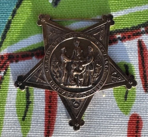 GRAND ARMY OF THE REPUBLIC 1861 VETERAN 1866 UNITED STATES MILITARY STAR MEDAL