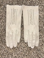 Vintage ivory leather gloves cutout detailing soft 7 1/2 never worn