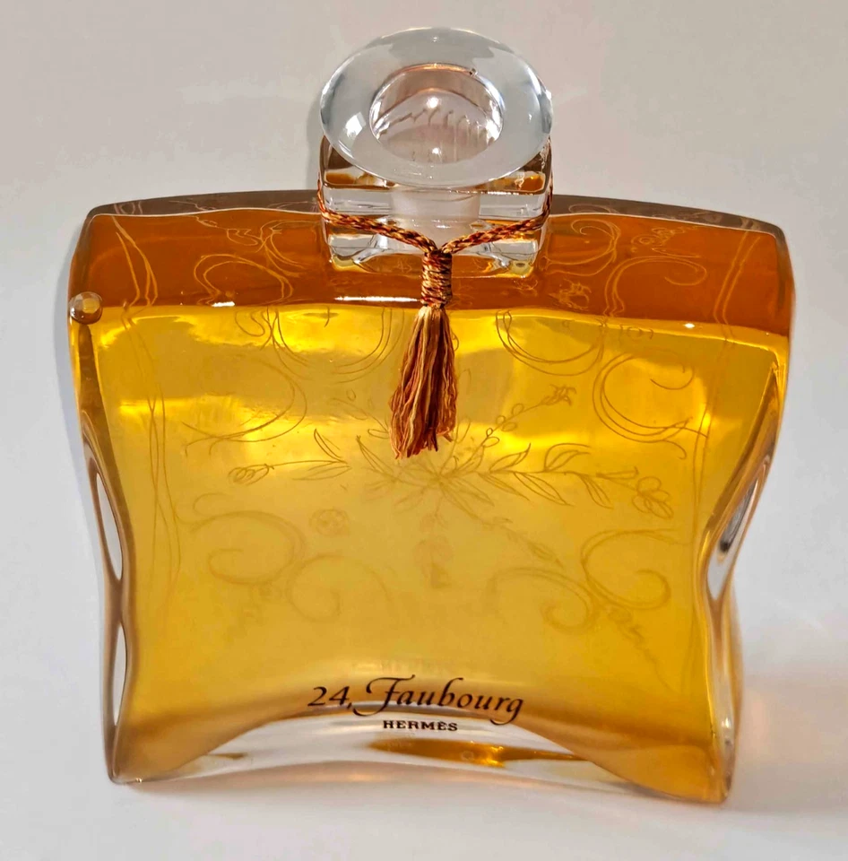 Hermès 24 Faubourg-Parfum Factice-Gigant (Höhe 22cm/Breite 16cm/ 2,3 kg)Vintage