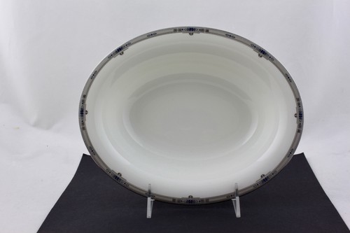 Wedgwood Fine Bone China Amherst Oval Vegetable Bowl