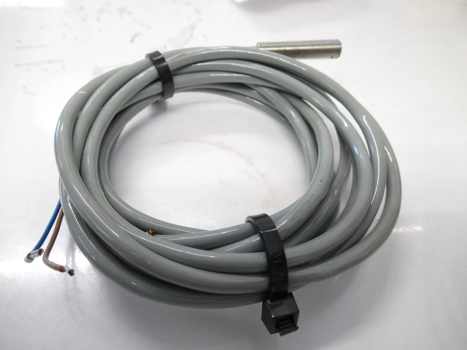 150-386 Festo Proximity Sensor 10-30vdc 200ma around 265cm long Open Box - Image 3 of 4