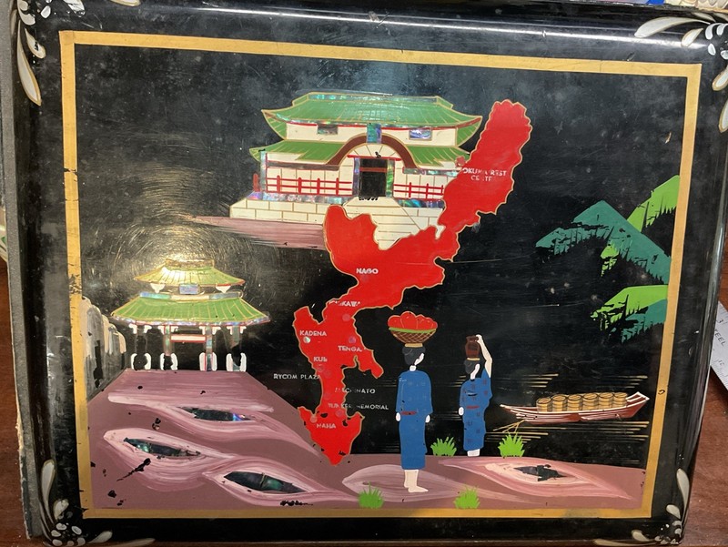 Okinawa Hand Painted With Inlays Vintage US Soldiers Photo Album + Photos!!