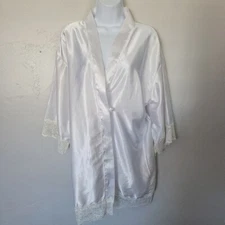 Seven til Midnight Women's One Size White Satin Robe Intimates Sexy Date Night