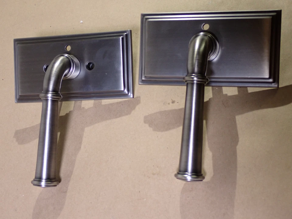 Grandeur 825349 Carre Solid Brass Right Handed Georgetown Lever Antique Pewter - Image 3 of 4