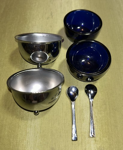 VTG SILVER TONE COBALT BLUE GLASS SALT CELLAR w SPOON STAMPED ENGLAND 3 FOOTED - Picture 2 of 4