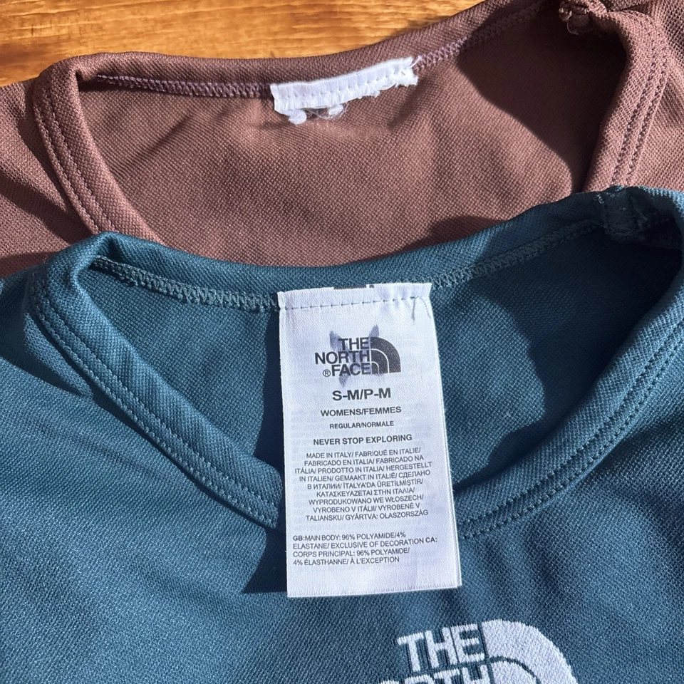 Top corto The North Face sin costuras manga larga para mujer **Lote mediano x2 gimnasio para correr Foto 2 de 4