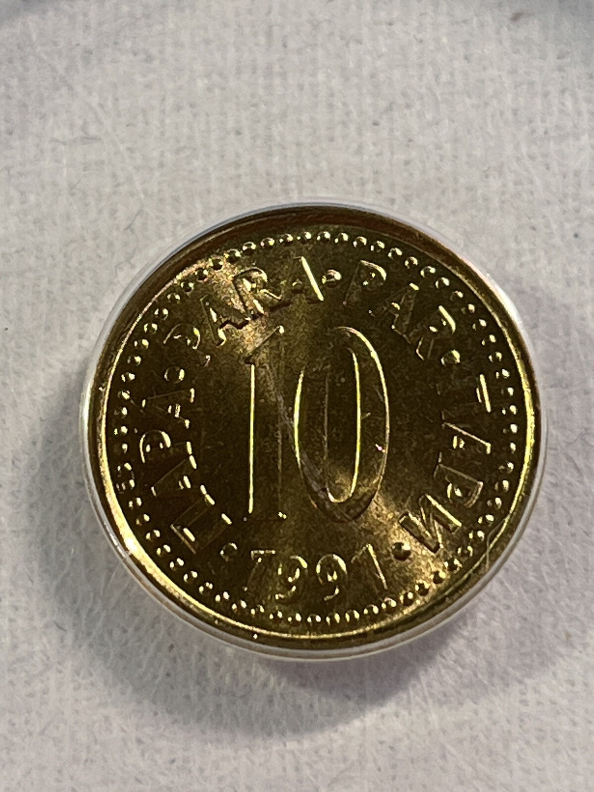 Foto 1 di 4
