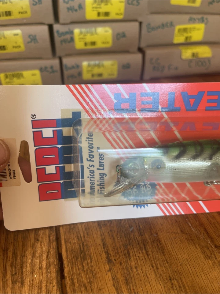 Señuelo Rebel Wind Cheater Minnow 2005 6" 1 7/8 oz flotador F86258 caballa verde Foto 3 de 4