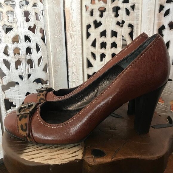 Moda Di Fausto Italian Leather Cheetah Buckle Heel 38 View 5