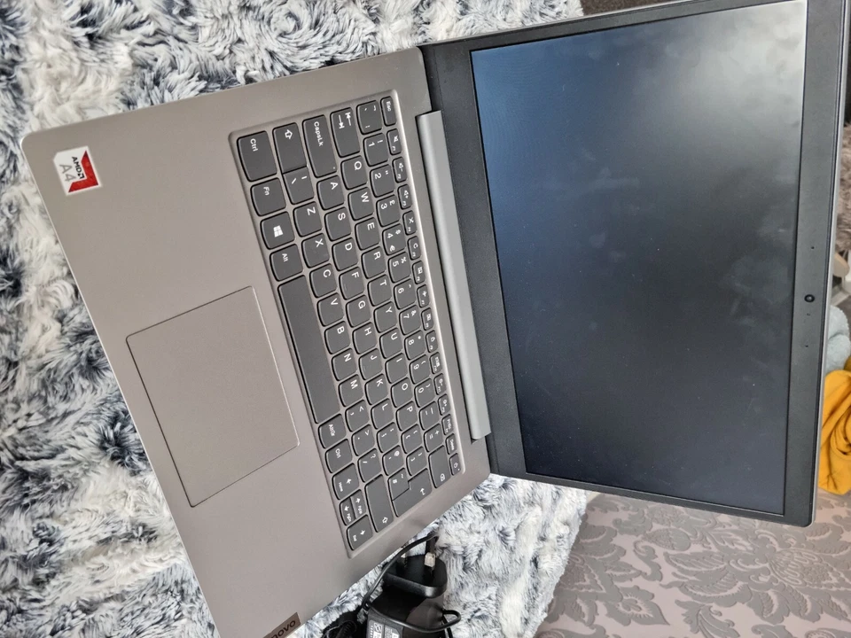 lenovo ideapad silver mint condition  - Image 2 of 4