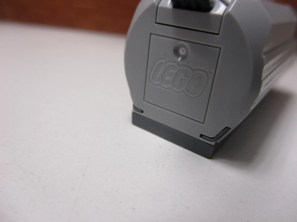 (D12 / 5 ) LEGO Technic Power Fonction Moteur 58120c01 9V 8883 TESTÉ - Photo 2/2