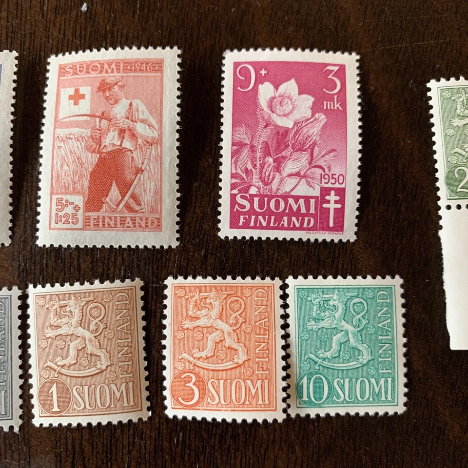 LOTE DE 25+ SELLOS DIFERENTES FINLANDIA MNH, MUCHOS CON PESTAÑAS, CRUZ ROJA Foto 3 de 4