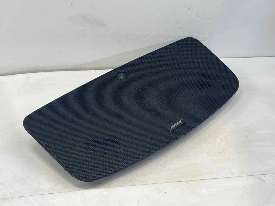 Cubierta central de altavoz de tablero Bose 10695B33000 compatible con Infiniti QX56 2011-2017 Foto 3 de 4