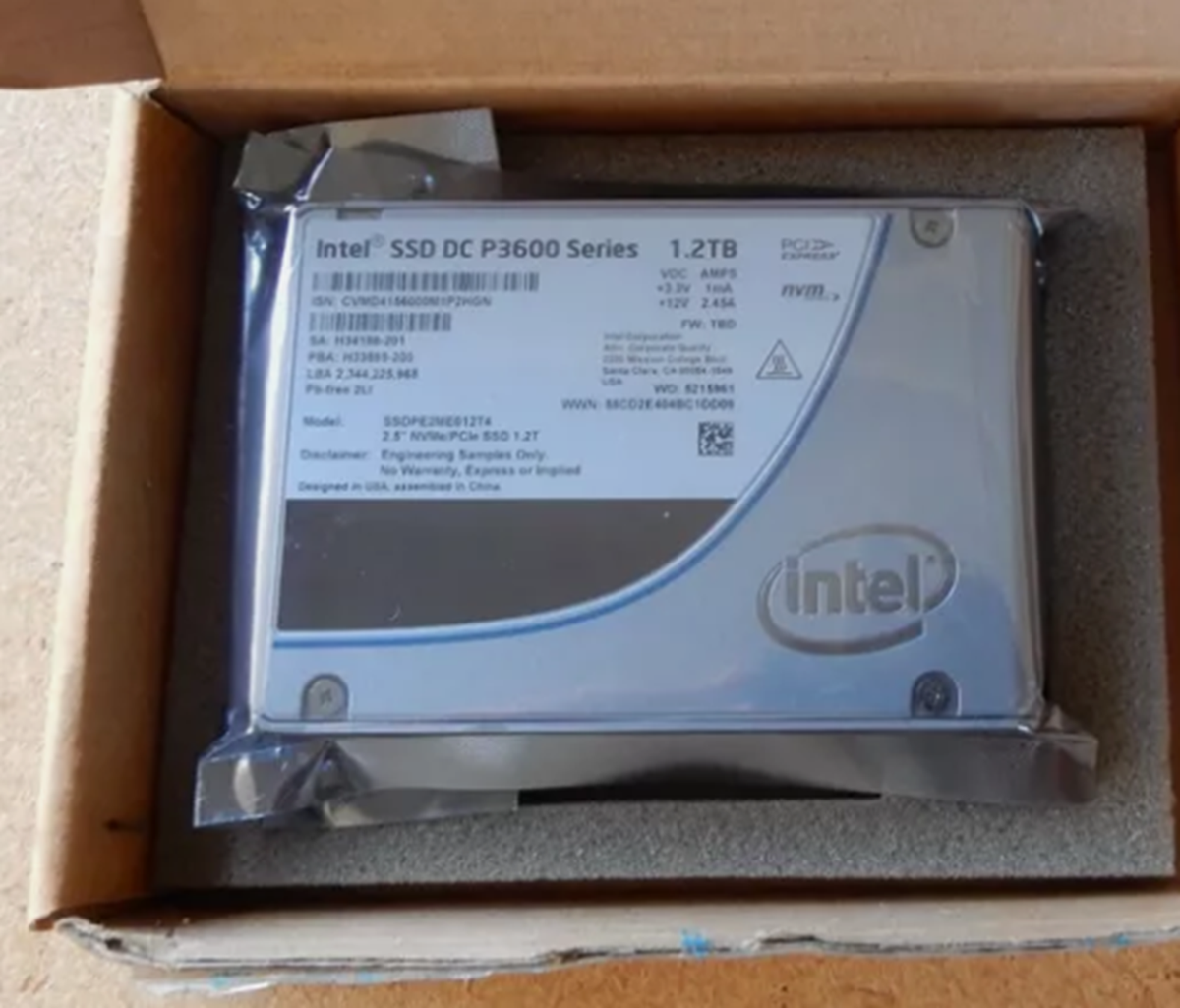 Intel P3605 1.6T Enterprise SSD