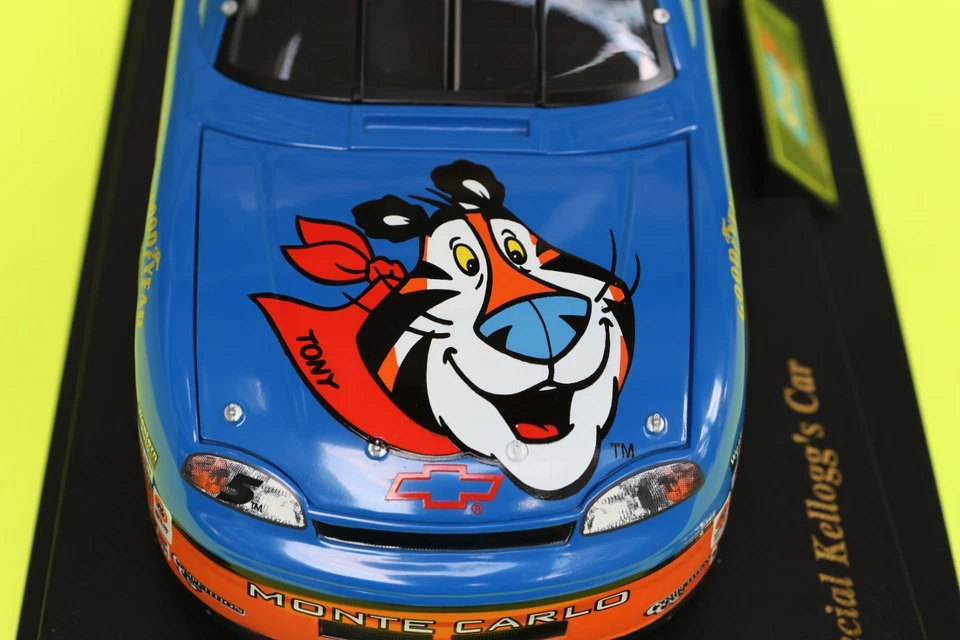 Terry Labonte 1:18  1997 Monte Carlo Kellogg's Tony Tiger NASCAR 173 of 504 NEW - Image 3 of 4