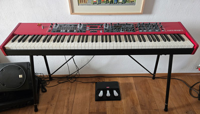 Clavia Nord Stage 3 88 gebraucht mit Zubehör