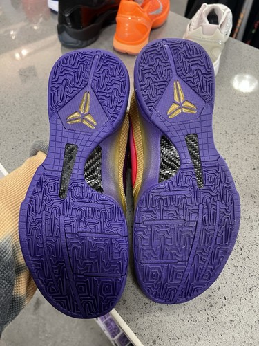 Size 9.5 - Nike Zoom Kobe 5 Protro x Undefeated Hall Of Fame - Picture 5 of 7