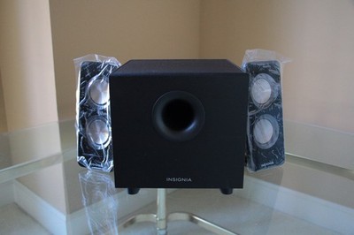 Insignia 2.1 Bluetooth Computer Speakers w/ Subwoofer & LED Lights