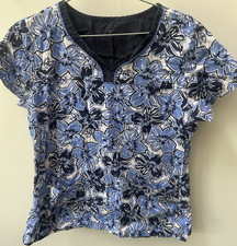 Floral Patterned Women s Short Sleeve Medical Scrub Top Blue Black White