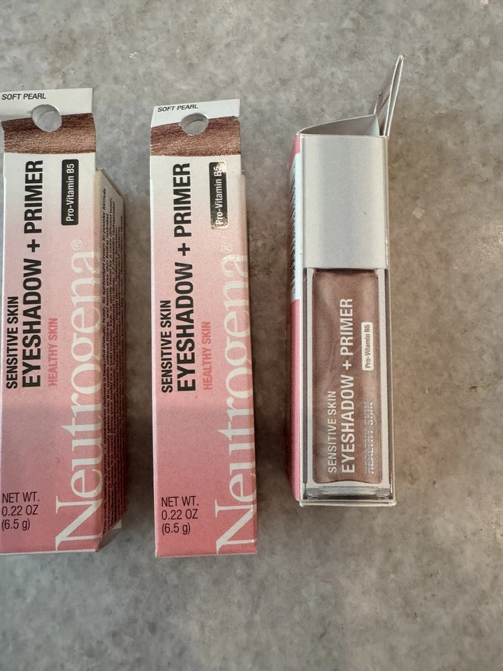 3X Neutrogena Sensitive Skin Eyeshadow + Primer, Soft Pearl, 0.22 oz - Image 3 of 4