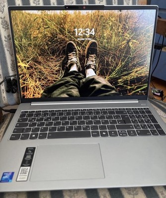 Lenovo IdeaPad Slim 5 16IMH9 15'' Core Ultra 5 16GB 1TB Win11 Pro