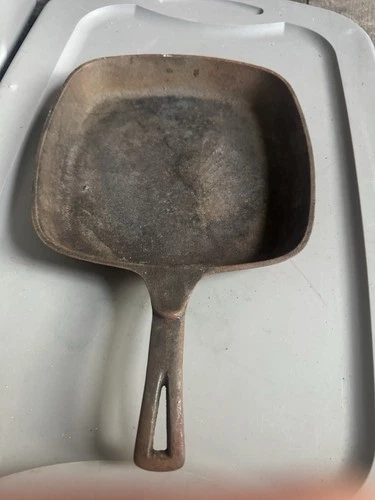 Vintage Antique Wagner Ware Sidney 0 Square Cast Iron Skillet