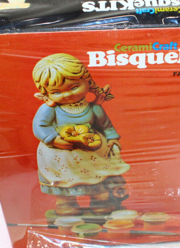 1970's Ceramic Bisque Kit Ready to Painted Farm Girl HC1008 Ceramicraft openbox