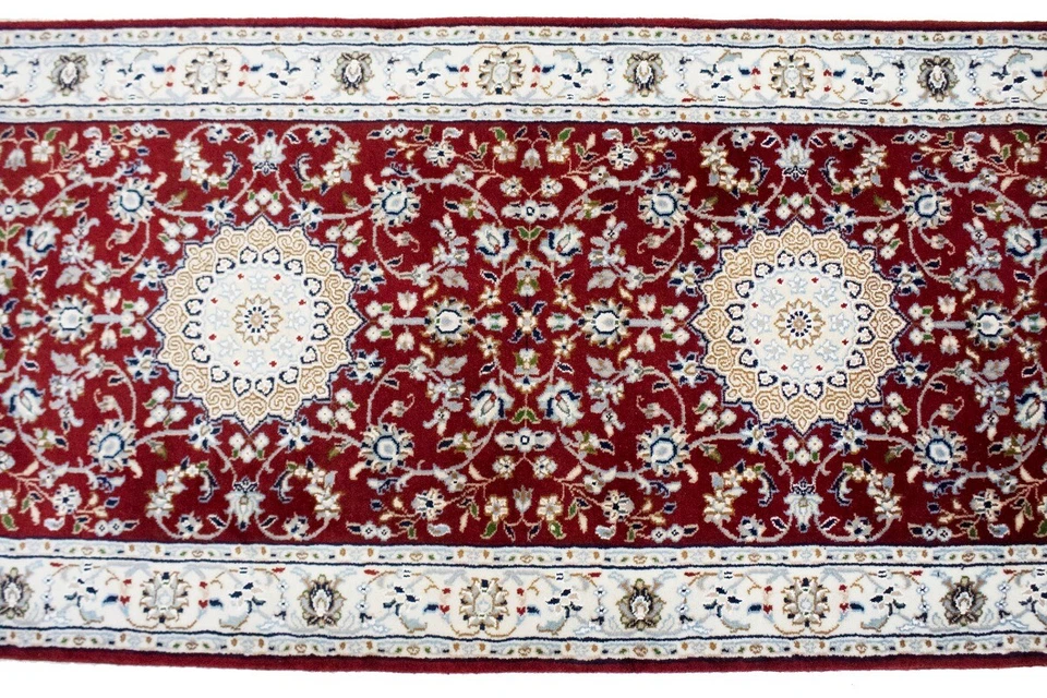 Alfombra de corredor Nain Oriental hecha a mano extra fina diseño floral clásico 2'7X12'5 pies Foto 4 de 4