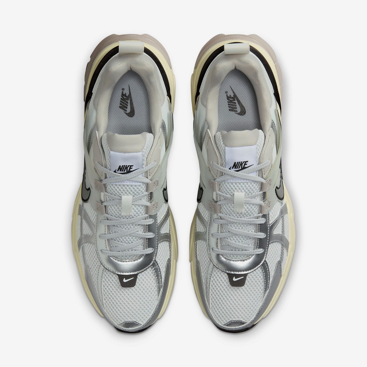 【Nike】V2K Run Pure Platinum Light Iron Ore HJ4497-100 Nike V2K Run Summit White Mens Running Shoes Summit White
