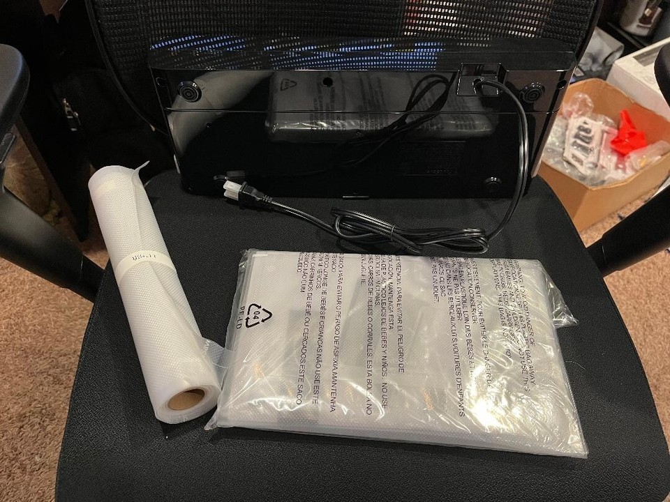 FoodSaver PowerVac Compact Vacuum Sealing Machine, Stainless Steel