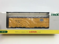 HO Trix 24902-05 New York Central 40’ Reefer Boxcar MDT #2335