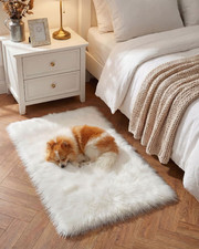 Plush Faux Sheepskin Shaggy Rug, Ultra Soft Fluffy Carpet for Living Room, Bedro