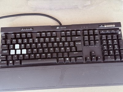 Corsair K70 RGB MK.2 Mechanische Gaming Tastatur, Cherry MX Brown