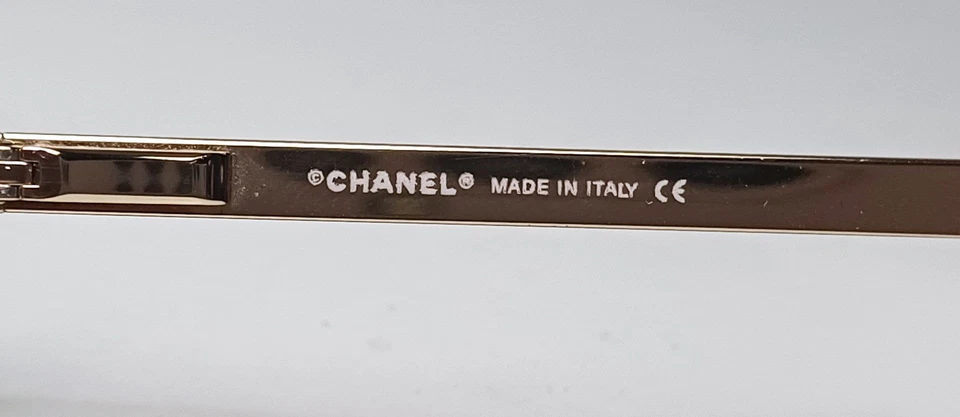 Gafas de sol CHANEL Hechas en Italia Modelo 4105 Gafas de moda de lujo Foto 3 de 4