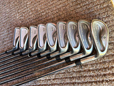 Jack Nicklaus VGC Iron Set RH 3-SW Steel Shaft Stiff Flex, Silver/Black
