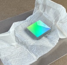 25mm x 25mm Reflective Diffraction Grating on Glass 6mm Thick Unmarked