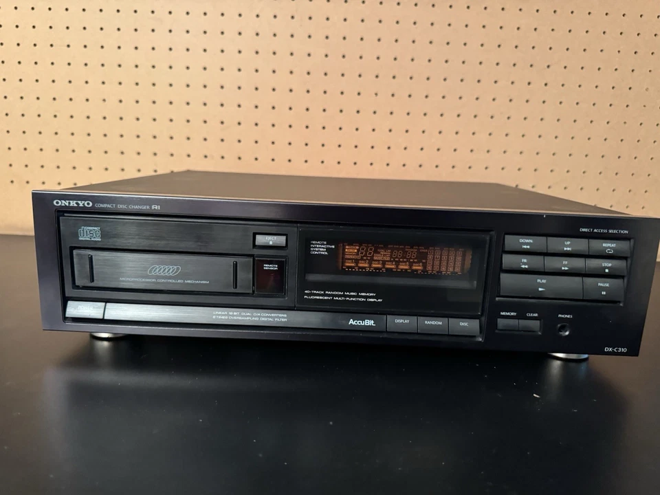 Onkyo / DX-C310 / 6-Disc CD Changer No Magazine / No Remote **UNTESTED** - Image 2 of 4