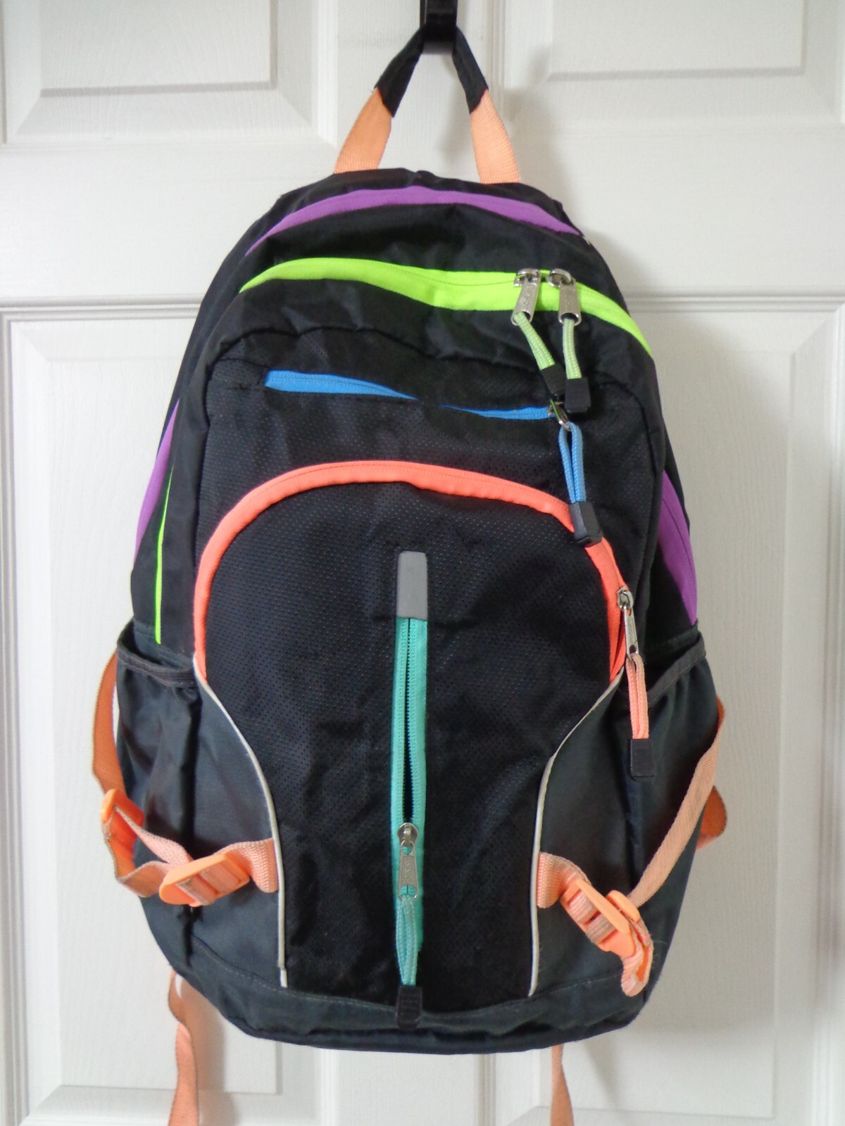 Eastsport Backpack Size Medium - image 1